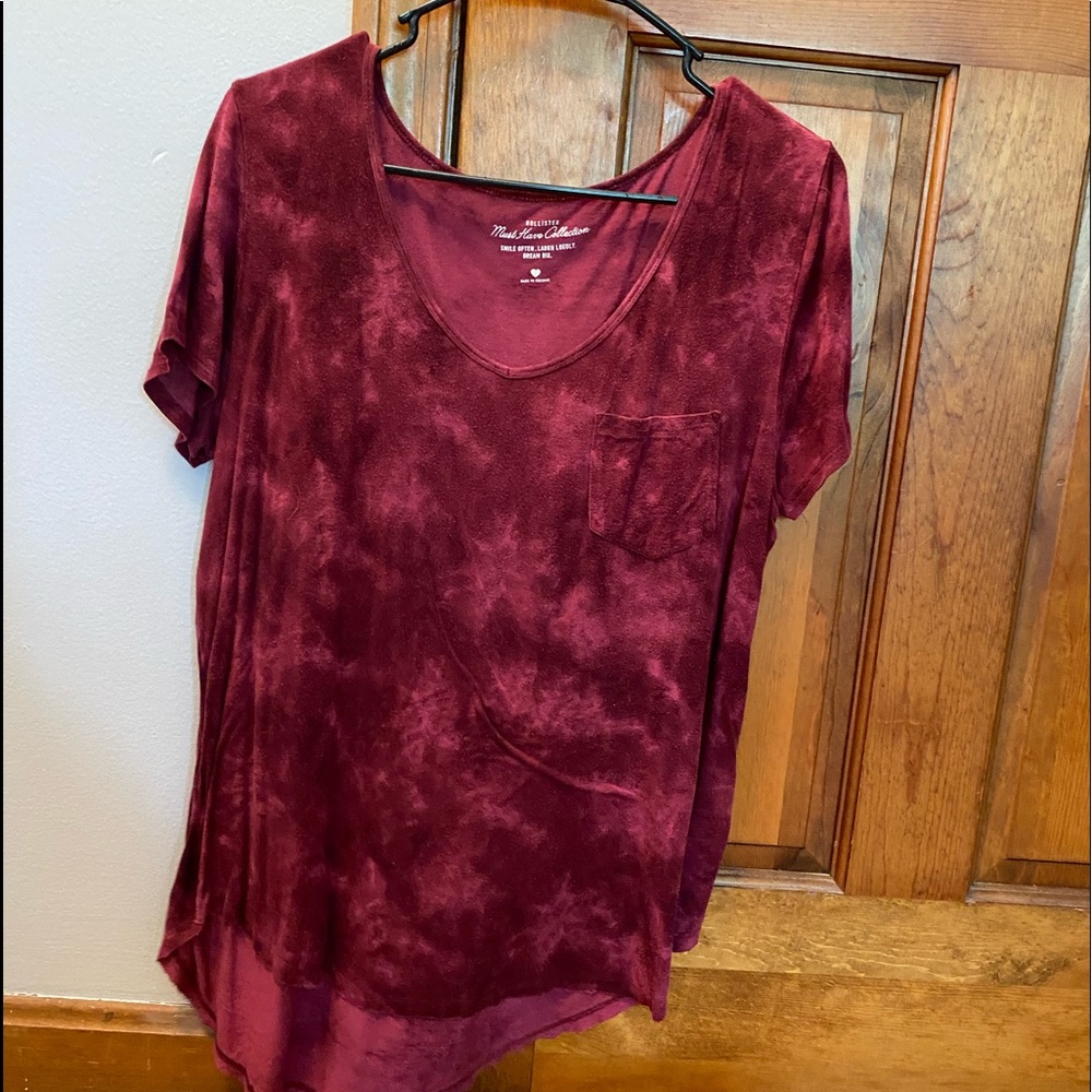 Hollister Maroon Tie Die T Shirt